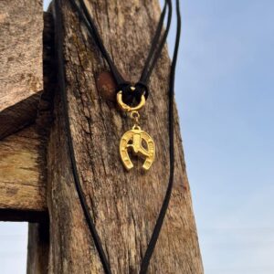 Colar Horse Black